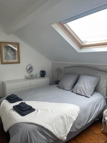 Le Clos Du Bas Courtil Guesthouse B&B Omaha Beach Osmanville Екстериор снимка