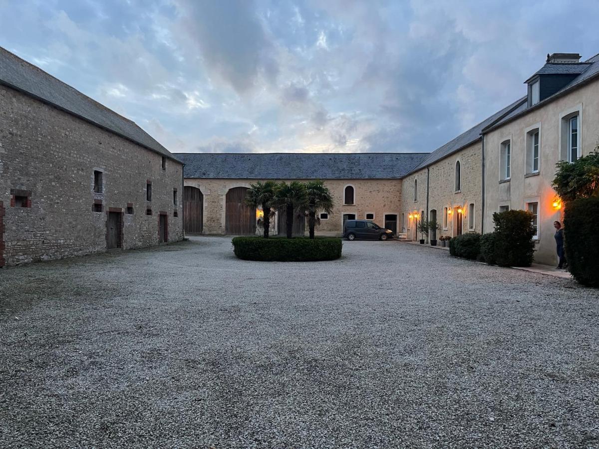 Le Clos Du Bas Courtil Guesthouse B&B Omaha Beach Osmanville Екстериор снимка